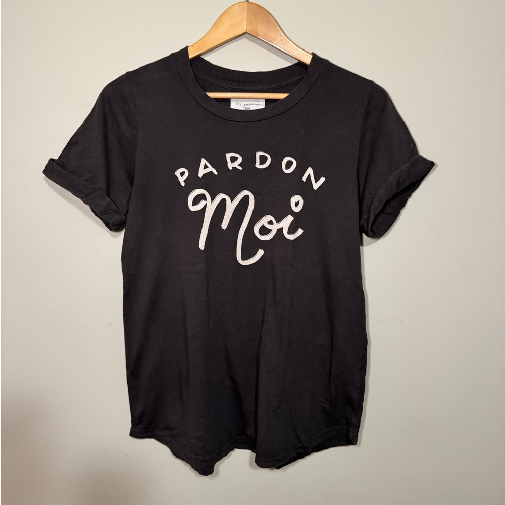Cuffed graphic tee